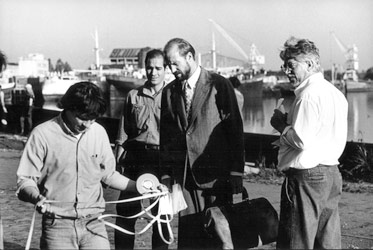 Andrés Mazzón (ADF), Jean-Marc Barr, William Hurt y Luis Puenzo en el rodaje de La peste (1991). Foto gentileza Luis Puenzo.
